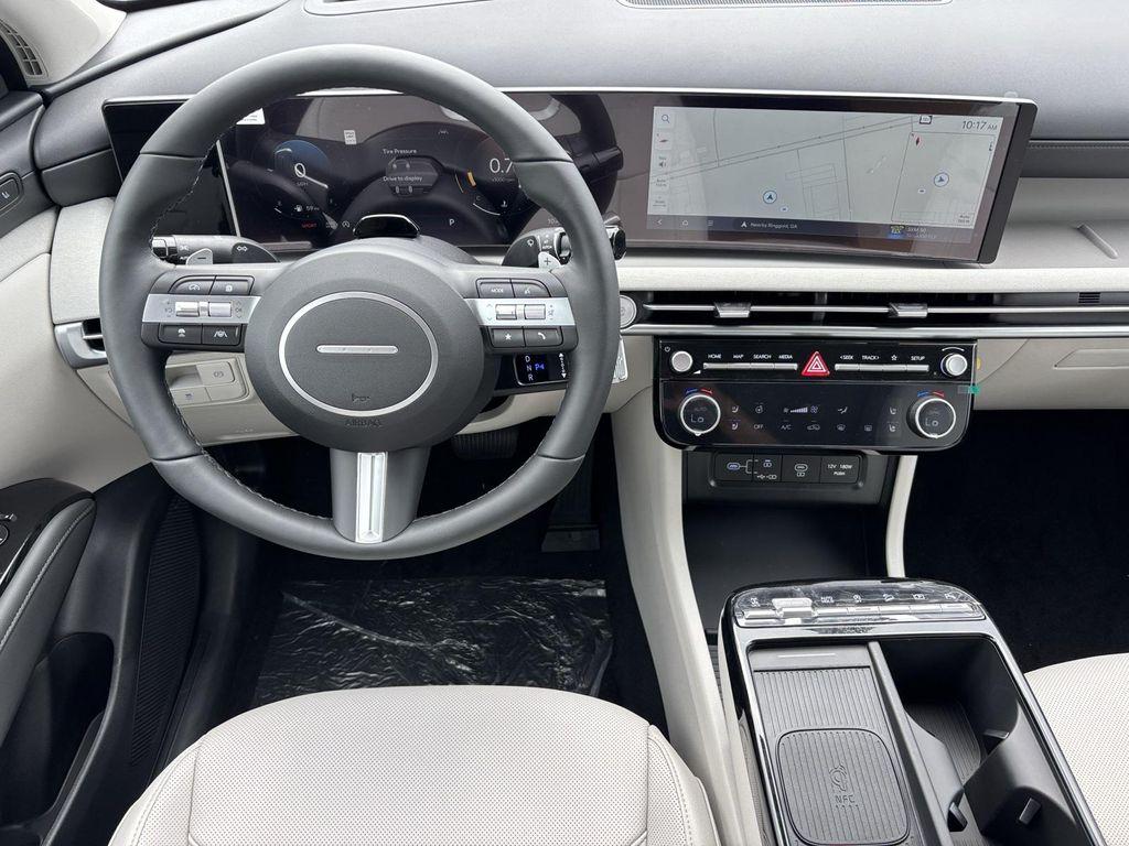 new 2025 Hyundai Tucson car, priced at $39,617