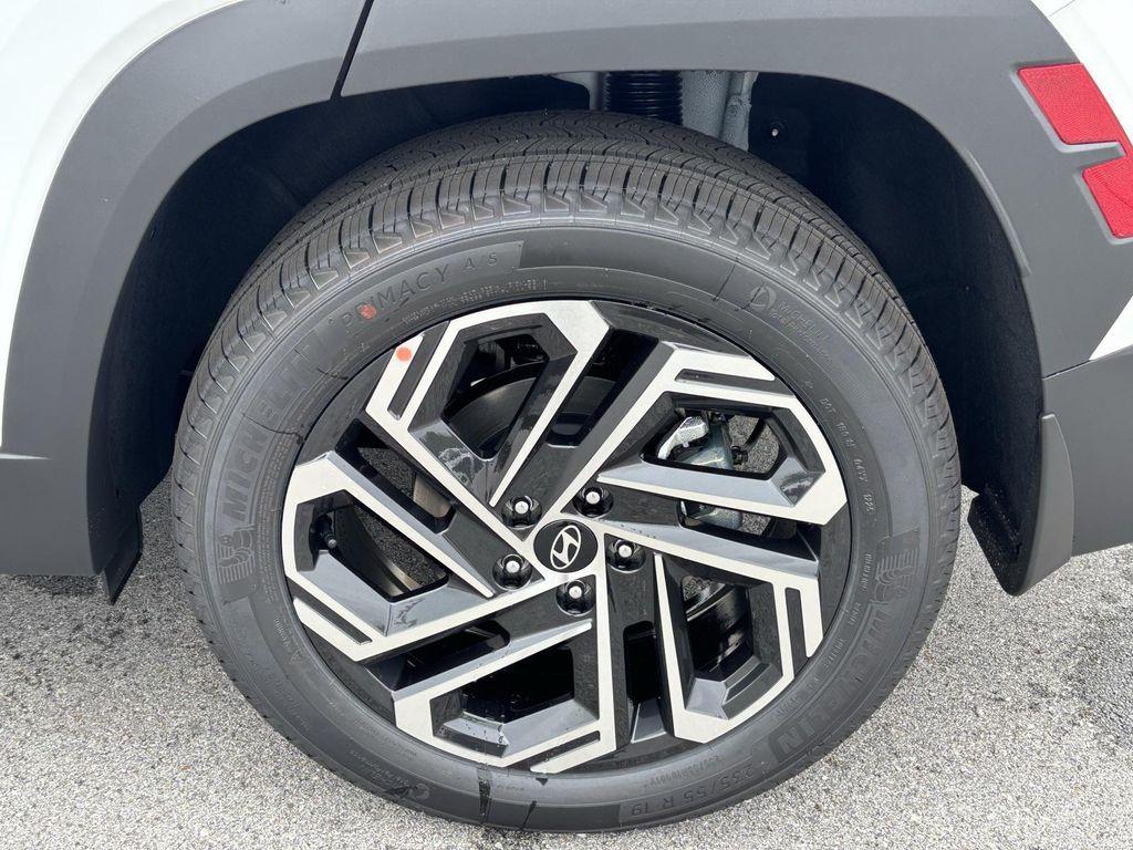 new 2025 Hyundai Tucson car, priced at $39,617