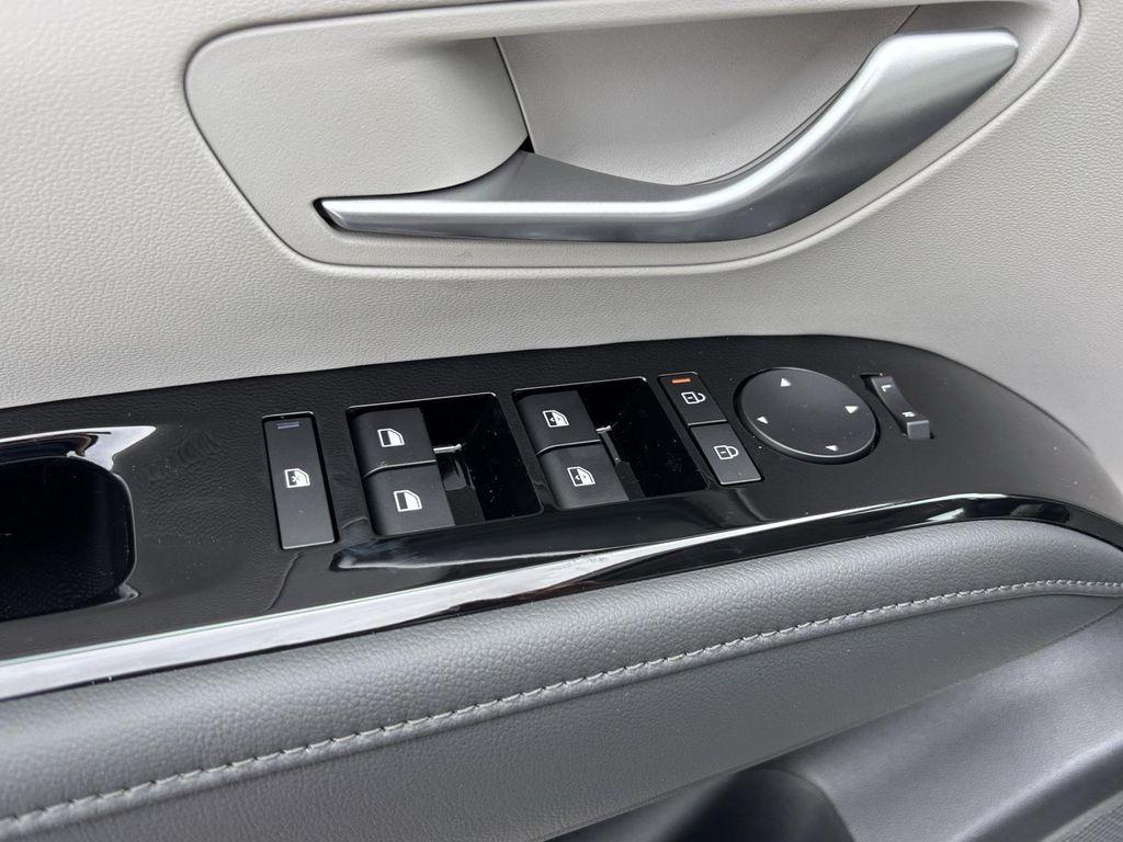 new 2025 Hyundai Tucson car, priced at $39,617