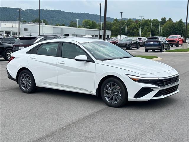 new 2024 Hyundai Elantra car, priced at $22,235