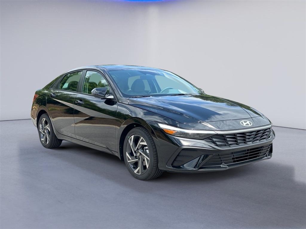 new 2025 Hyundai Elantra car, priced at $22,553