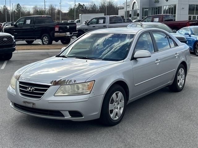 used 2009 Hyundai Sonata car, priced at $5,250