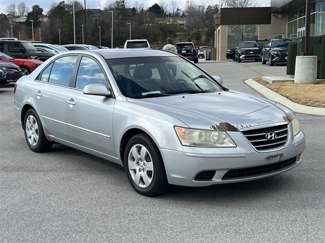 used 2009 Hyundai Sonata car, priced at $5,250