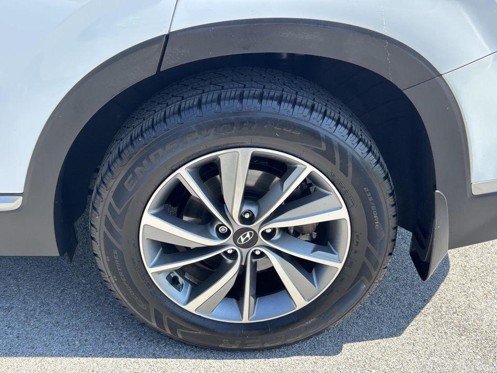 used 2020 Hyundai Santa Fe car, priced at $17,400