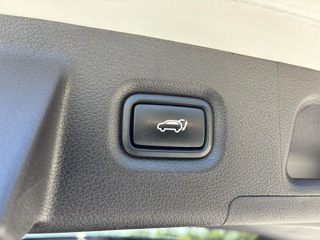 used 2020 Hyundai Santa Fe car, priced at $17,400