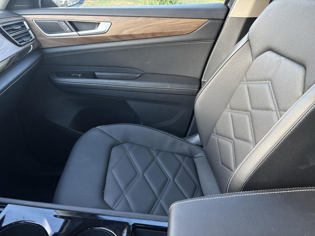 used 2025 Volkswagen Atlas car, priced at $35,781