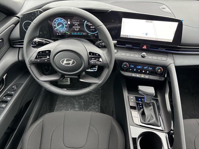 new 2025 Hyundai Elantra car, priced at $27,098