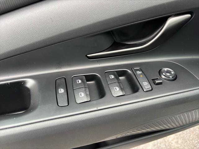 new 2025 Hyundai Elantra car, priced at $27,098