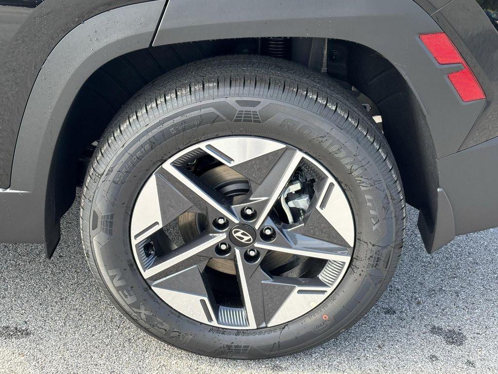 new 2025 Hyundai TUCSON Hybrid car, priced at $35,527
