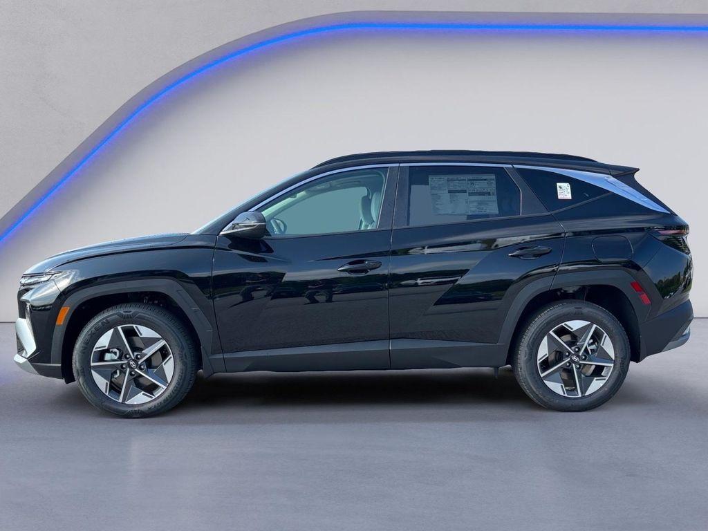 new 2025 Hyundai TUCSON Hybrid car, priced at $35,527
