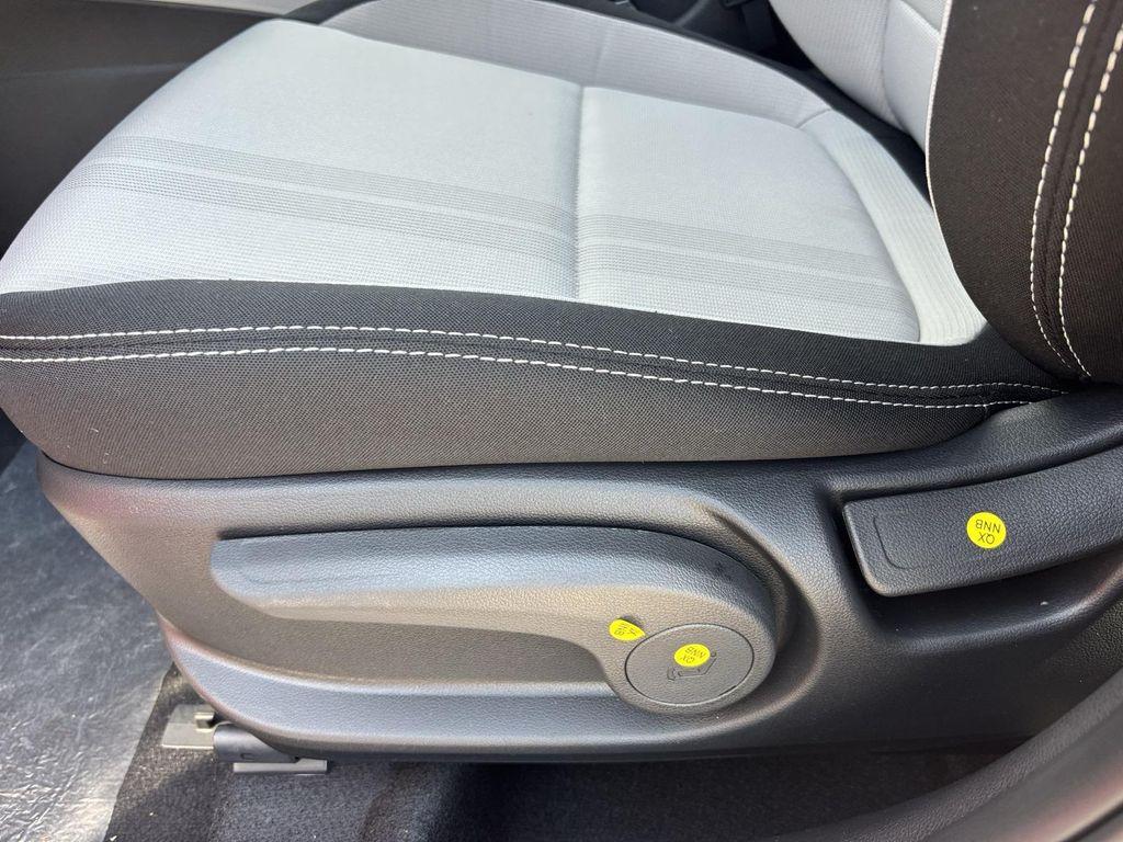 new 2025 Hyundai Venue car, priced at $22,728