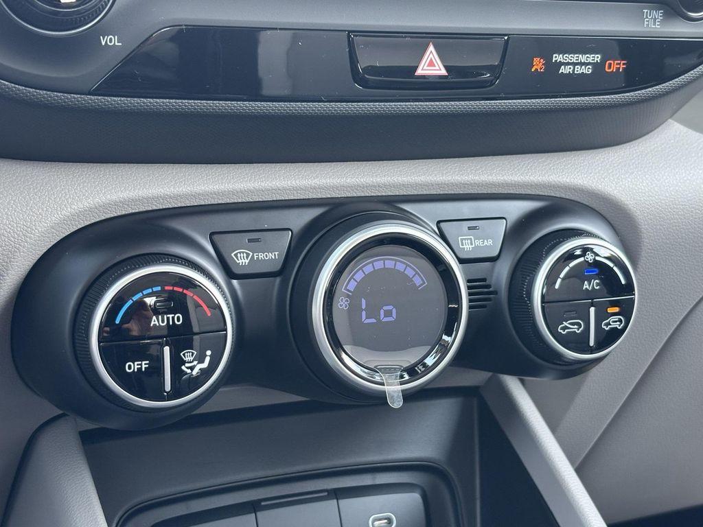 new 2025 Hyundai Venue car, priced at $22,728