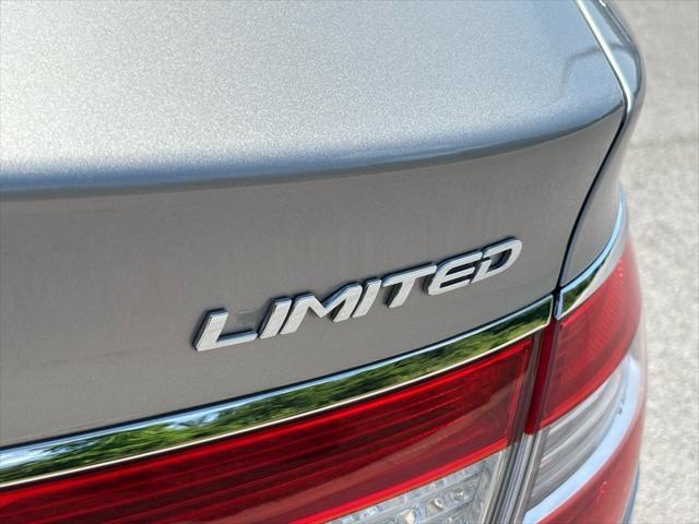 used 2014 Hyundai Azera car, priced at $11,531