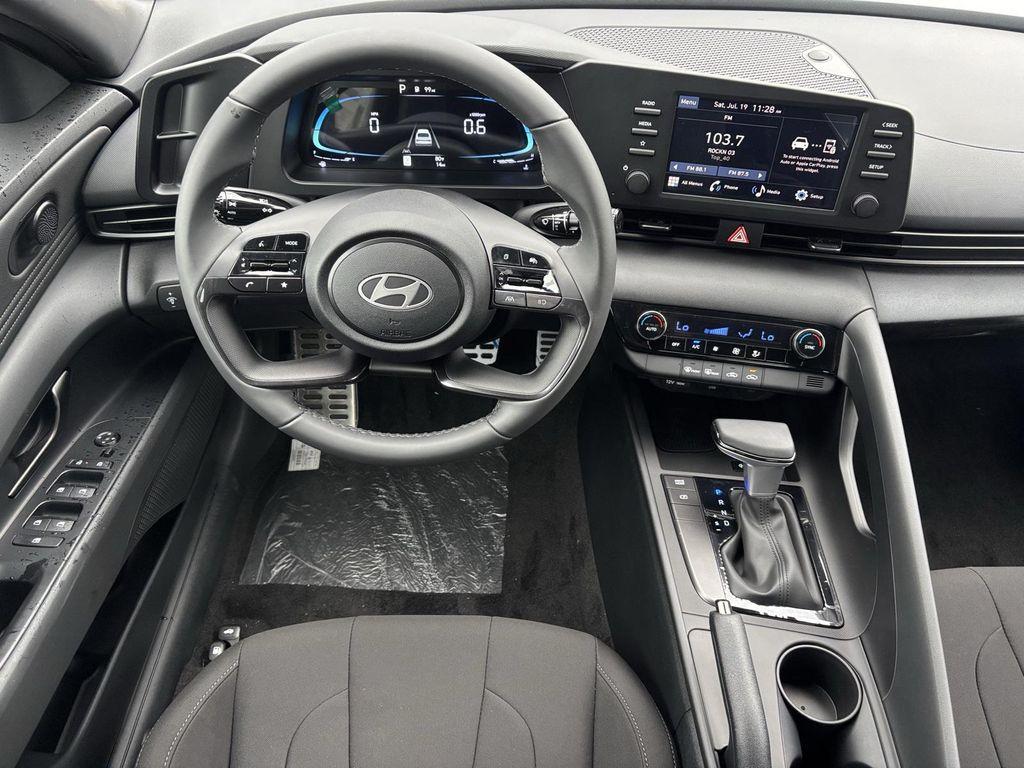 new 2025 Hyundai Elantra car, priced at $23,436