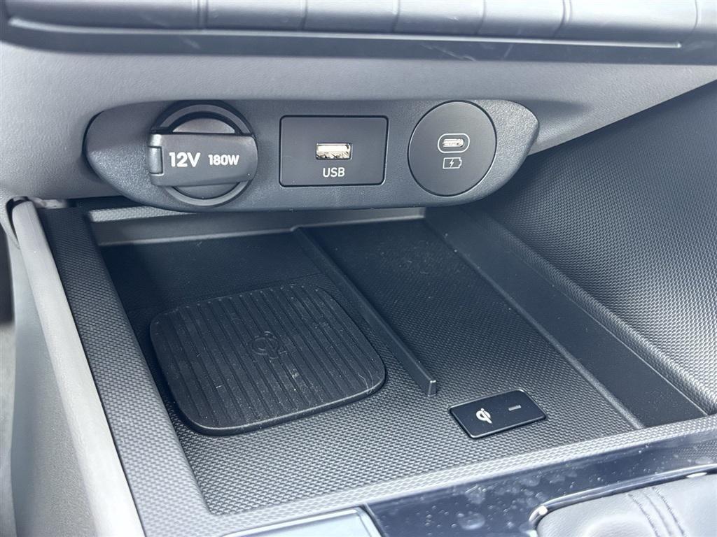 new 2025 Hyundai Elantra car, priced at $22,628