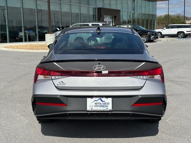 new 2025 Hyundai Elantra car, priced at $22,273