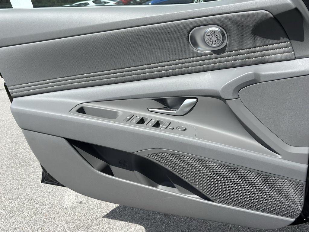 new 2025 Hyundai Elantra car, priced at $24,885