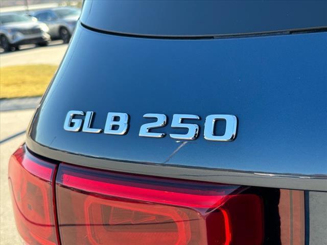 used 2020 Mercedes-Benz GLB 250 car, priced at $25,000