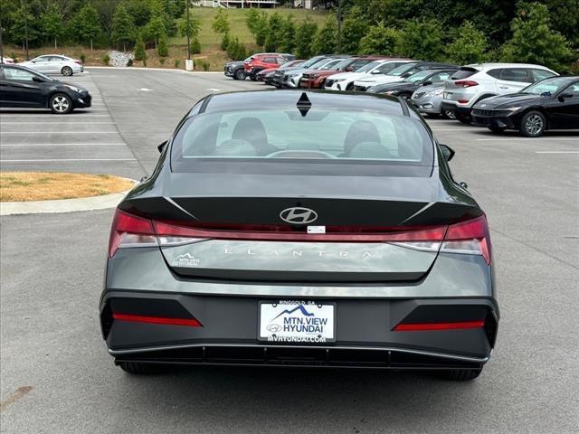 new 2024 Hyundai Elantra car, priced at $21,770