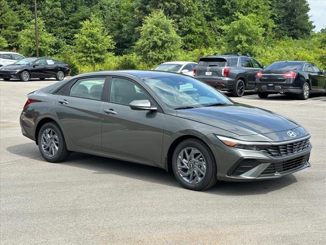 new 2024 Hyundai Elantra car, priced at $21,770