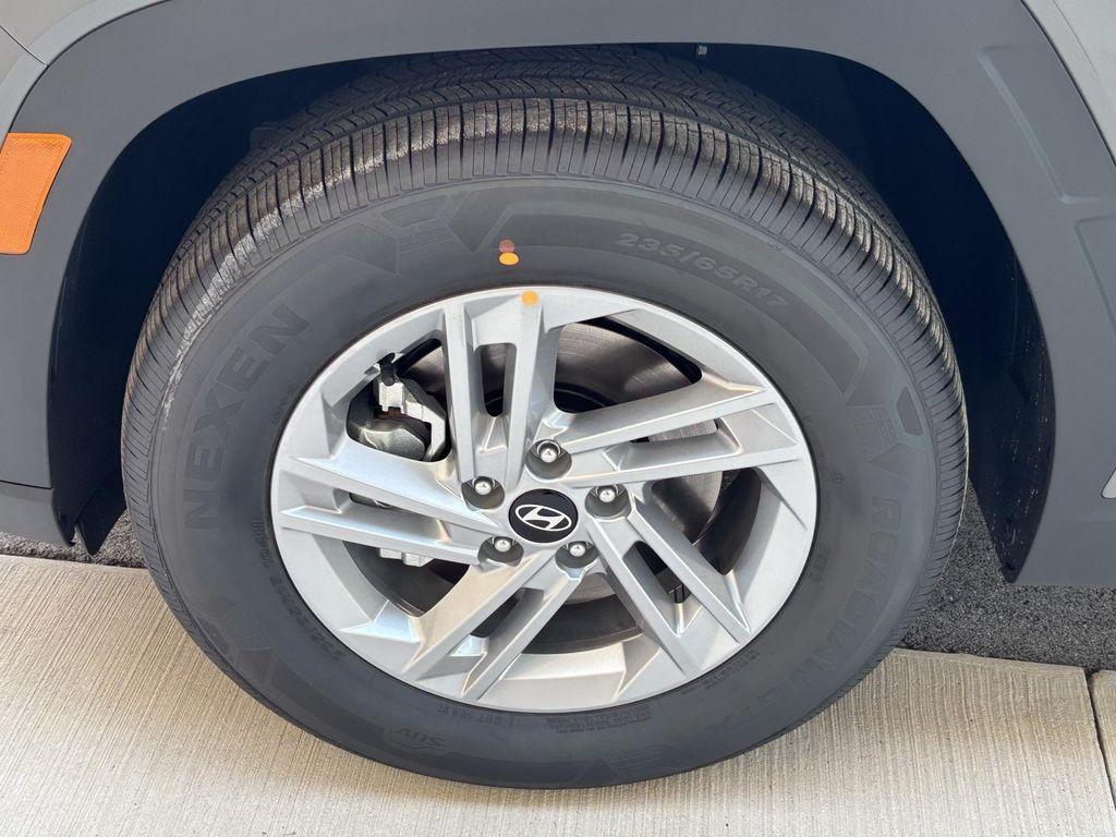 new 2025 Hyundai Tucson car, priced at $28,090