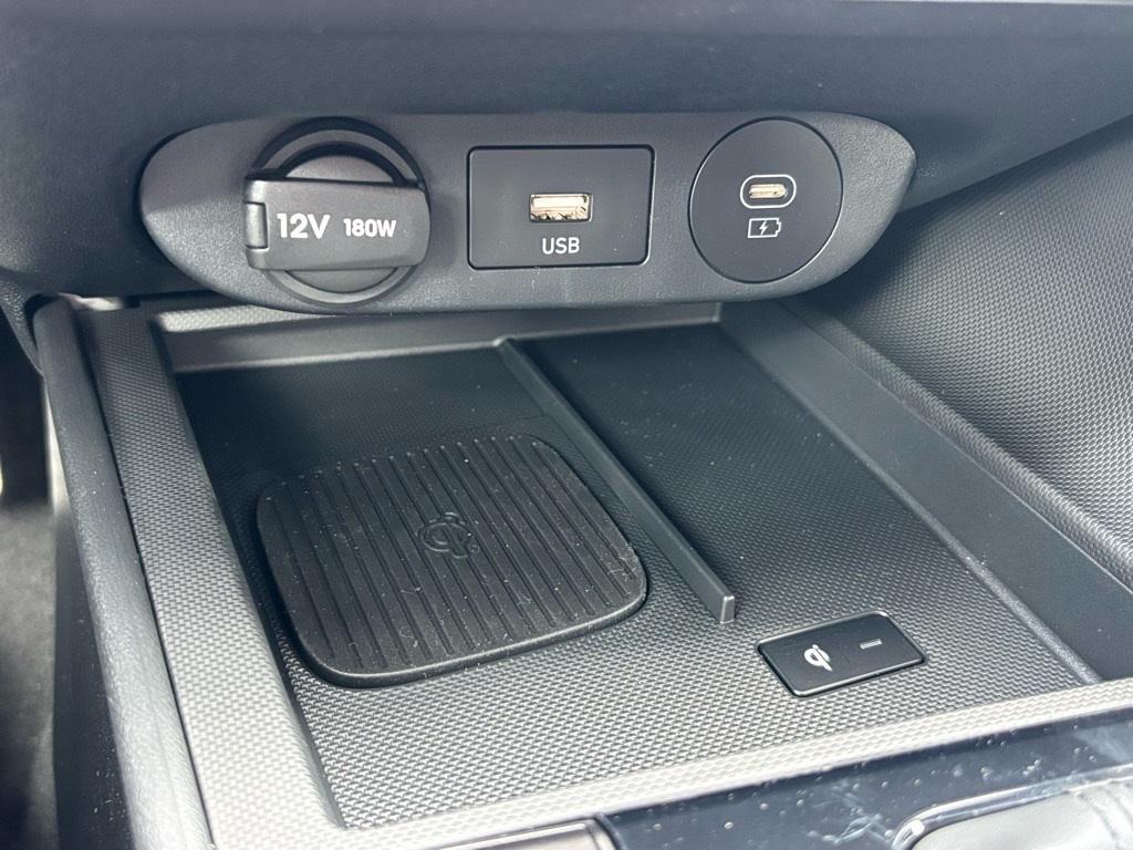 used 2025 Hyundai Elantra car, priced at $19,919