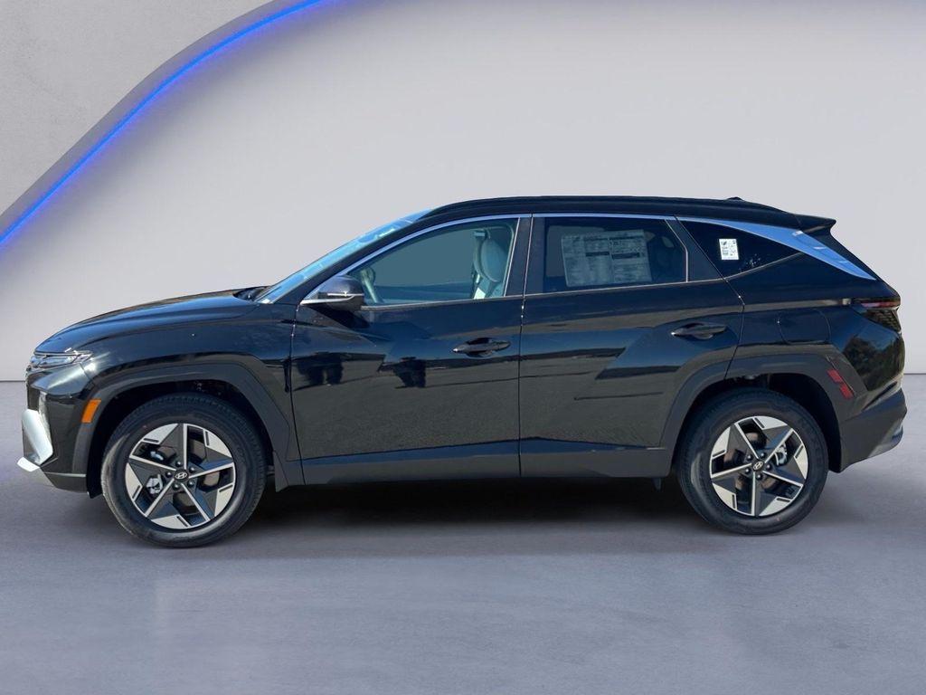 new 2025 Hyundai TUCSON Hybrid car, priced at $35,895
