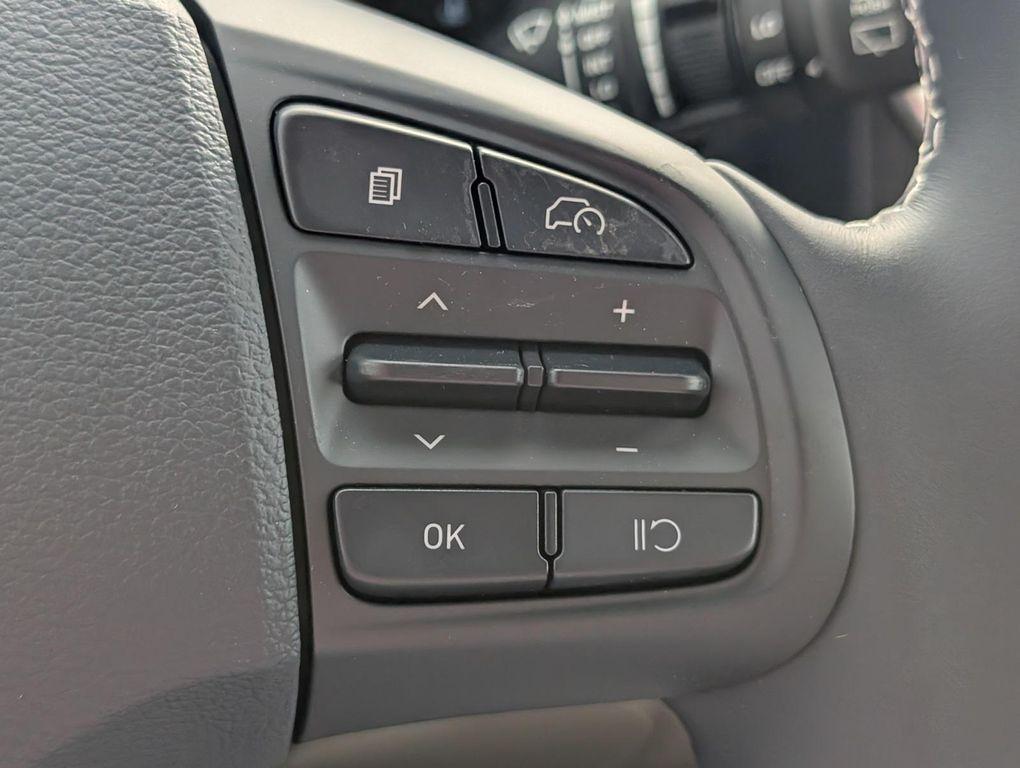 new 2025 Hyundai Venue car, priced at $23,406