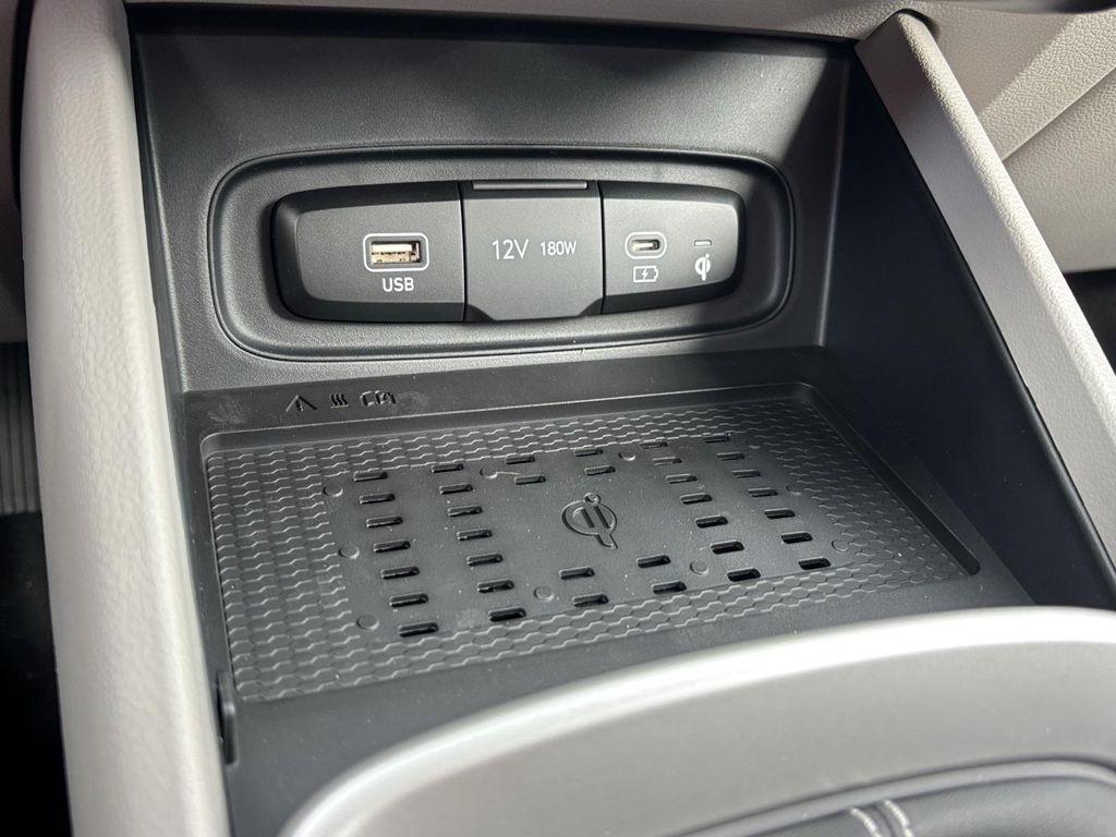 new 2026 Hyundai Venue car, priced at $24,111