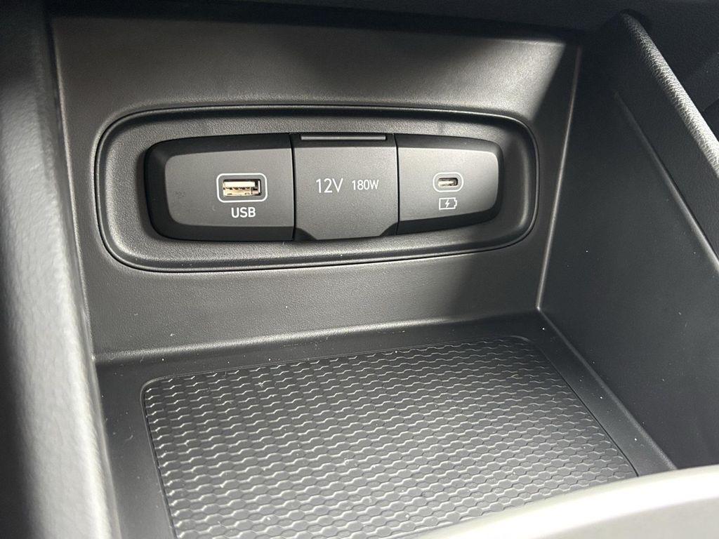 new 2025 Hyundai Venue car, priced at $21,383