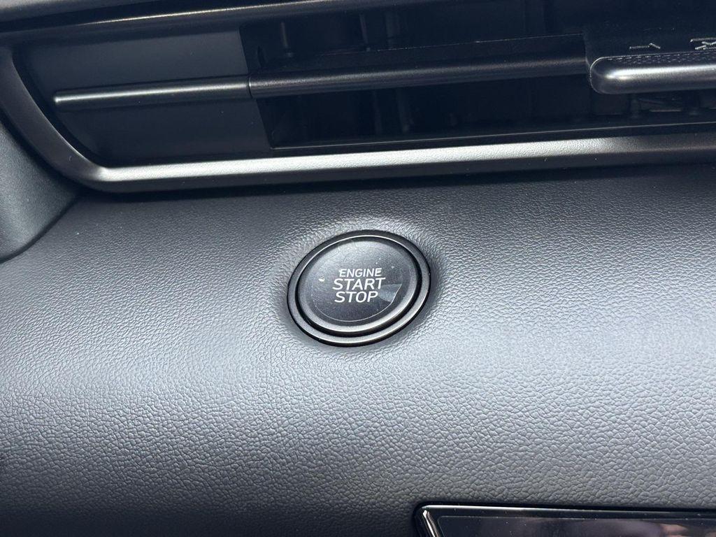 new 2025 Hyundai Elantra car, priced at $22,606