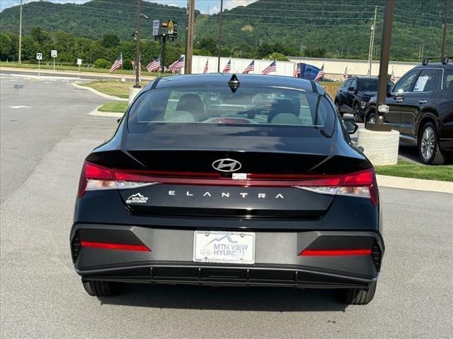 new 2024 Hyundai Elantra car, priced at $21,785