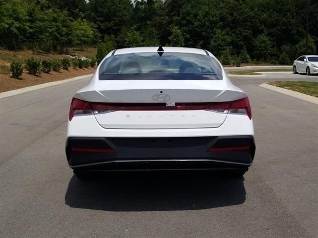 new 2024 Hyundai Elantra car, priced at $22,235