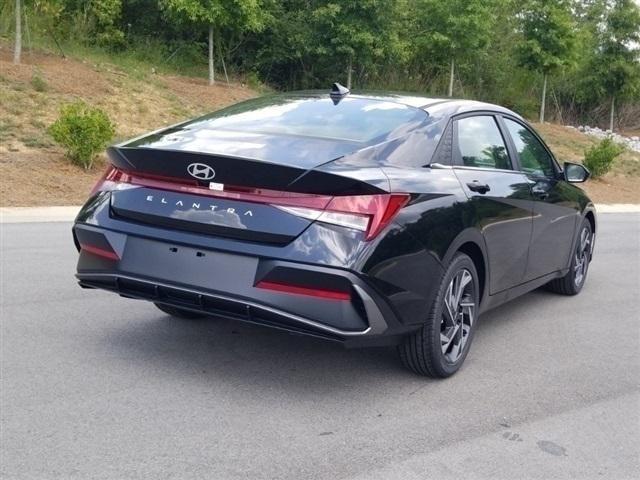 new 2024 Hyundai Elantra car, priced at $23,560