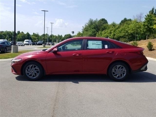 new 2024 Hyundai Elantra car, priced at $21,765