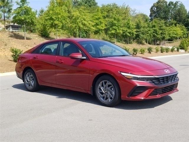 new 2024 Hyundai Elantra car, priced at $21,765