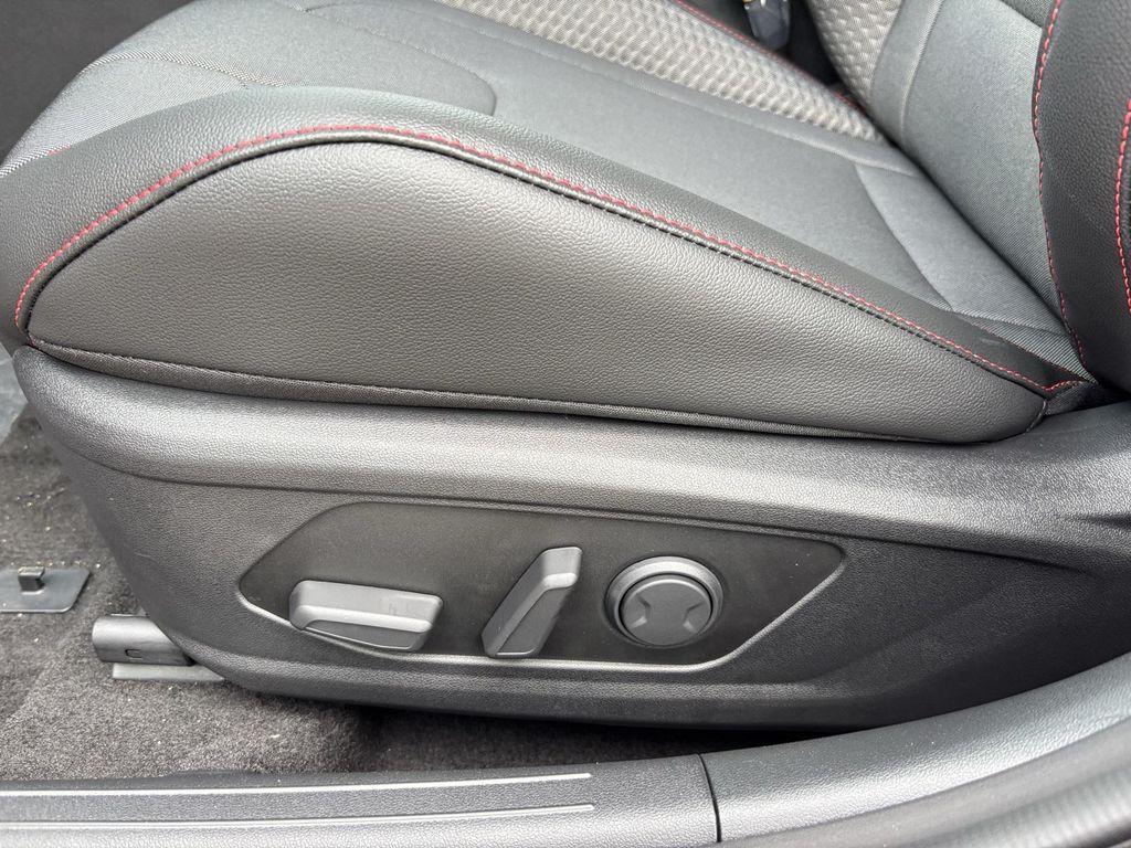 new 2025 Hyundai Elantra car, priced at $28,887
