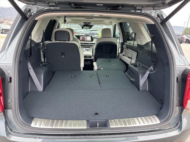 new 2025 Hyundai Palisade car, priced at $52,115