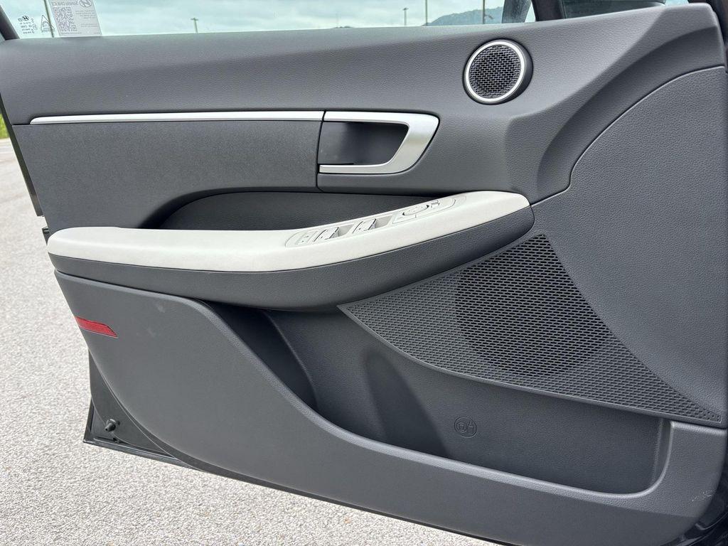 new 2025 Hyundai Sonata car, priced at $25,757