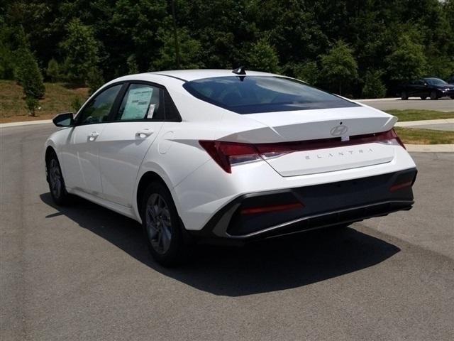 new 2024 Hyundai Elantra car, priced at $22,235