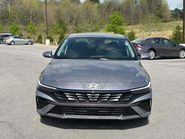 new 2025 Hyundai Elantra car, priced at $26,152
