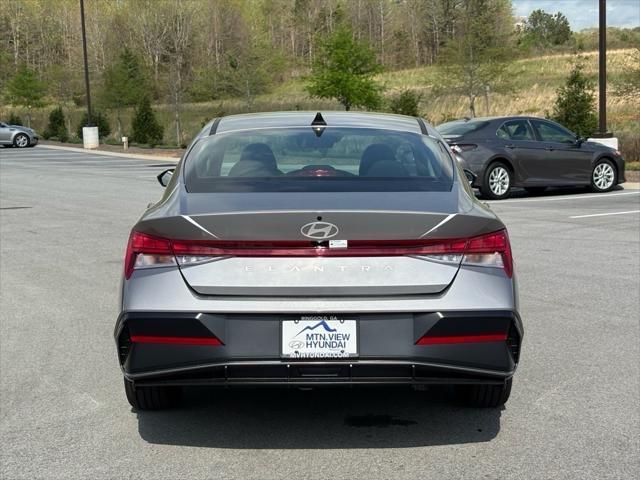new 2025 Hyundai Elantra car, priced at $26,152