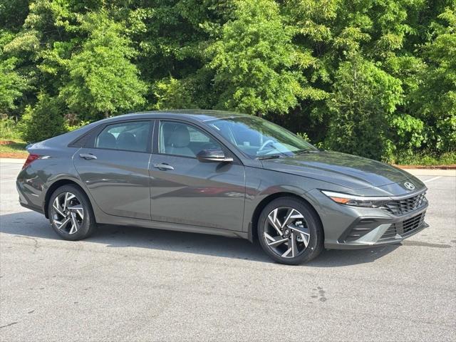 new 2025 Hyundai Elantra car, priced at $22,911