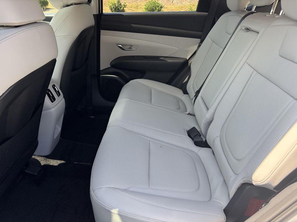 new 2025 Hyundai TUCSON Hybrid car, priced at $36,081