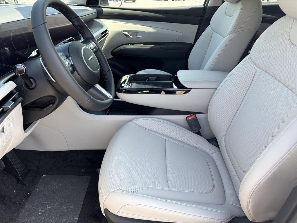 new 2025 Hyundai TUCSON Hybrid car, priced at $36,081