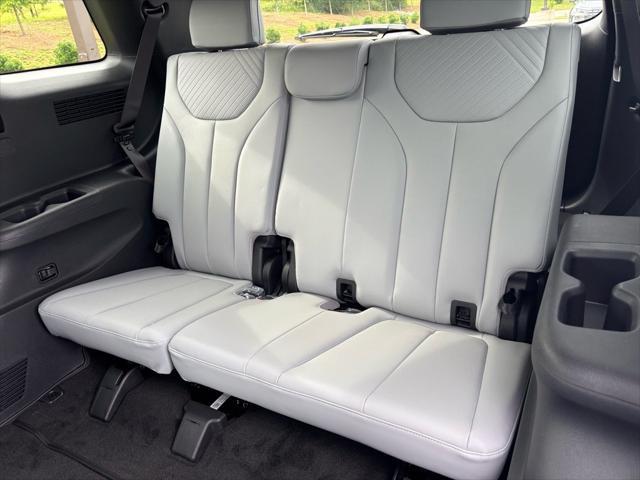 new 2025 Hyundai Palisade car, priced at $42,290
