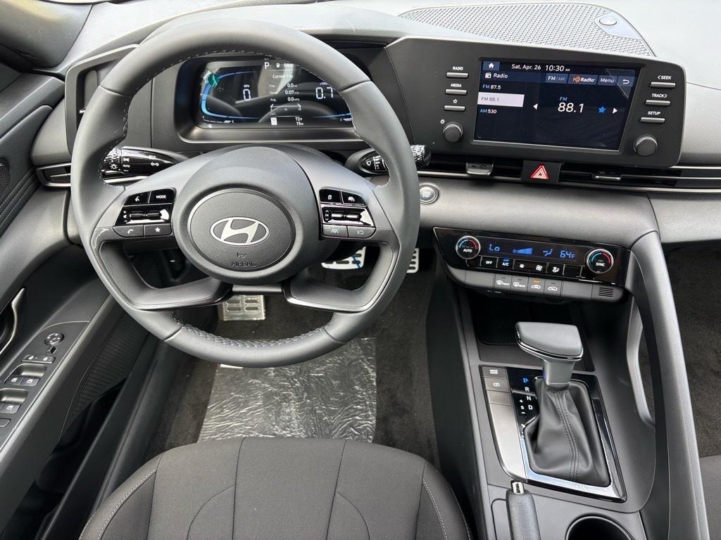 new 2025 Hyundai Elantra car, priced at $23,458