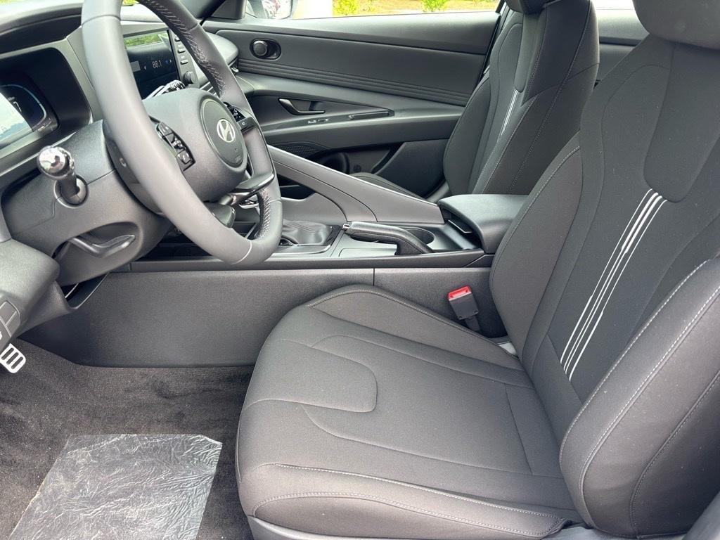 new 2025 Hyundai Elantra car, priced at $23,458