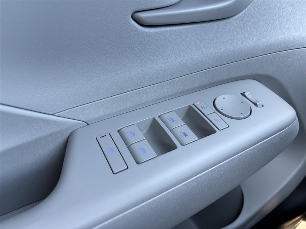 new 2025 Hyundai Kona car, priced at $25,795