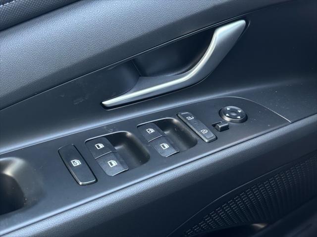 new 2025 Hyundai Elantra car, priced at $26,314